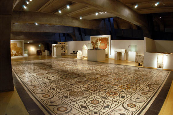 Mosa&iuml;que &copy; Lugdunum Mus&eacute;e