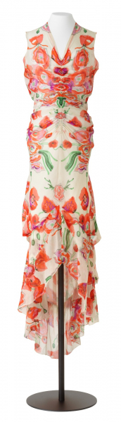 Maison Schiaparelli, Jacques-Henri Lartigue, Maison Bianchini-F&eacute;rier (fabricant), Robe longue, Paris ; Lyon, vers 1937. MT 2018.1.1 &copy; Lyon, mus&eacute;e des Tissus / Pierre Verrier